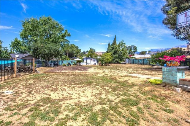 33538 Colorado St, Yucaipa, CA 92399