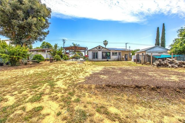 33538 Colorado St, Yucaipa, CA 92399