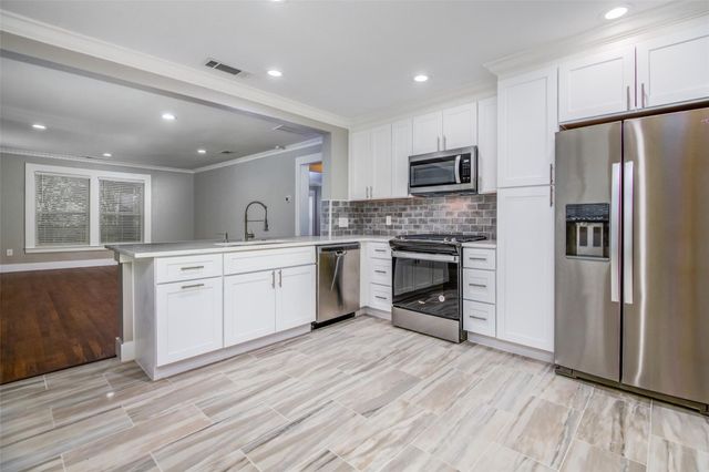 905 Haynes Street, Denton, TX 76201