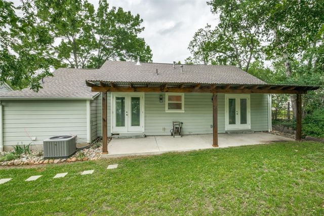905 Haynes Street, Denton, TX 76201
