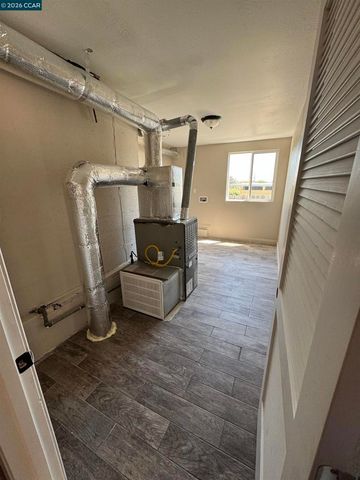 1531 Bayo Vista Ave, San Pablo, CA 94806