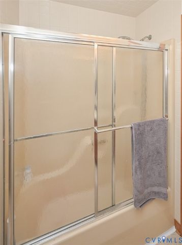 8250 Hanover Grove Blvd, Mechanicsville, VA 23111