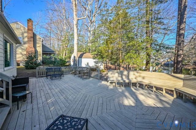 8250 Hanover Grove Blvd, Mechanicsville, VA 23111