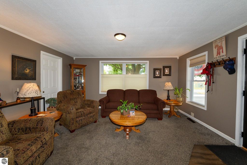 Image 44 of property listing at 522 N 2nd Street, Shepherd, MI 48883