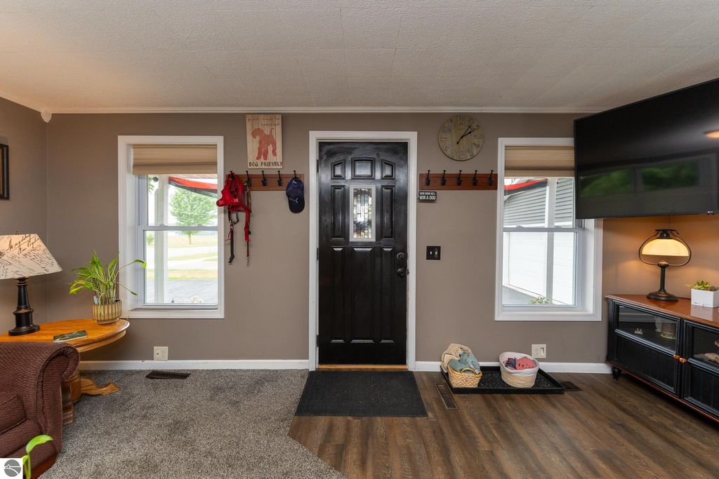 Image 46 of property listing at 522 N 2nd Street, Shepherd, MI 48883