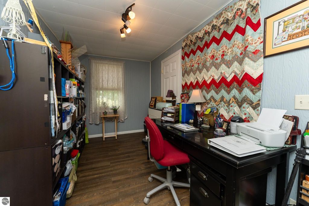 Image 47 of property listing at 522 N 2nd Street, Shepherd, MI 48883