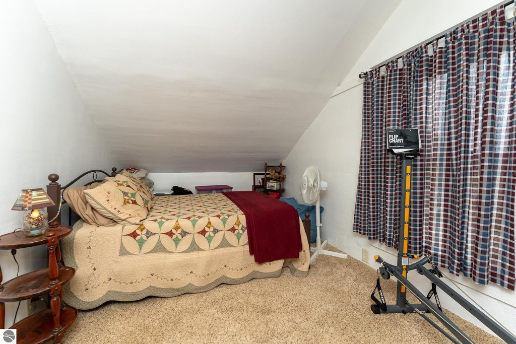 Image 56 of property listing at 522 N 2nd Street, Shepherd, MI 48883