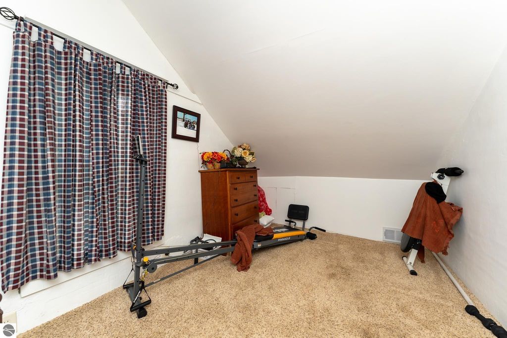 Image 57 of property listing at 522 N 2nd Street, Shepherd, MI 48883