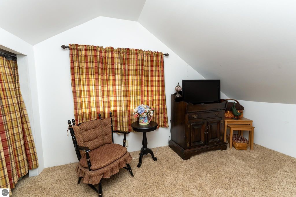 Image 59 of property listing at 522 N 2nd Street, Shepherd, MI 48883