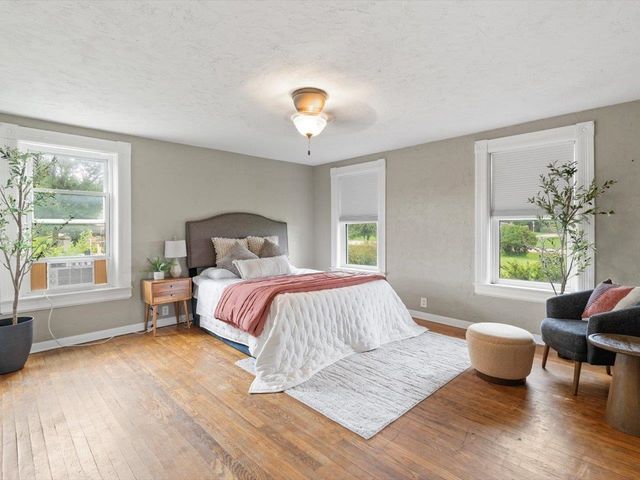 301 1st Street, Long Grove, IA 52756