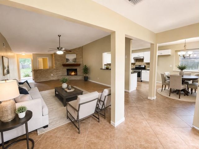 15634 Fox Springs Drive, Houston, TX 77084