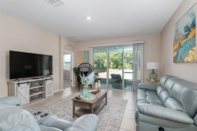 5389 NW 48TH PLACE, Ocala, FL 34482