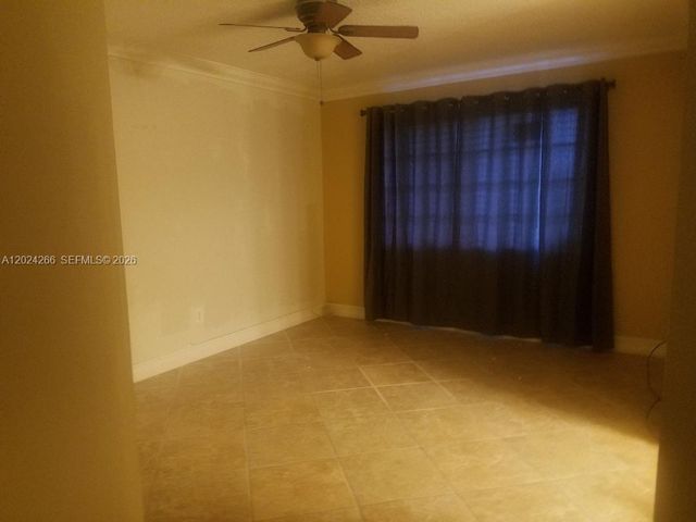 1126 NE 209th Ter, Miami, FL 33179
