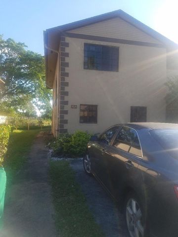 1126 NE 209th Ter, Miami, FL 33179