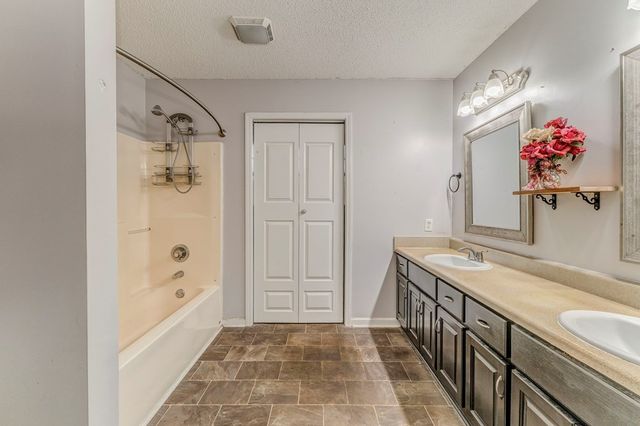 757 Ellis Circle, Chatsworth, GA 30705