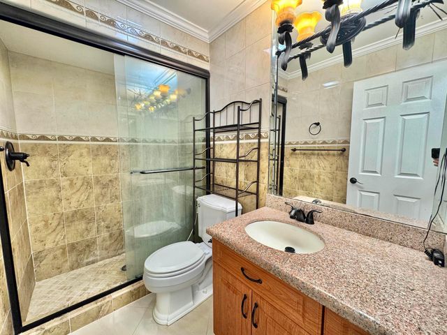 6074 FOREST HILL Boulevard 107, West Palm Beach, FL 33415