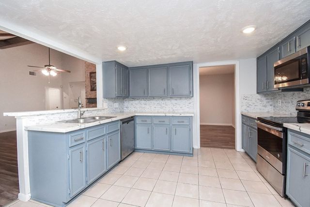 14418 Royal Hill Drive, Houston, TX 77083
