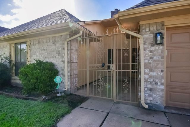 14418 Royal Hill Drive, Houston, TX 77083