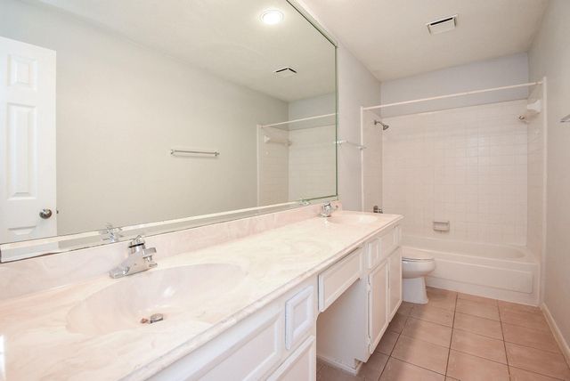 14418 Royal Hill Drive, Houston, TX 77083
