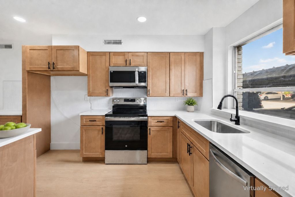 6365 Diamond Head Circle A, Dallas, TX 75225