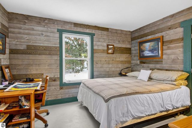 11775 Country Acres Drive, Interlochen, MI 49643