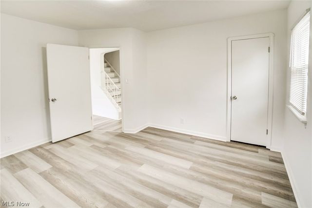 4706 W 158th Street, Cleveland, OH 44135