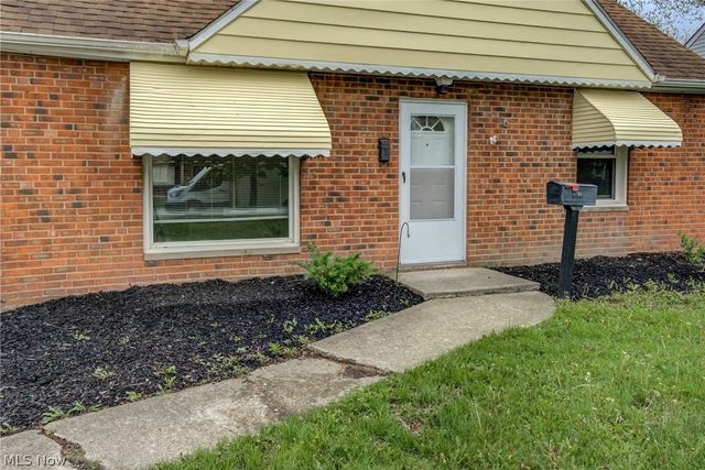 4706 W 158th Street, Cleveland, OH 44135
