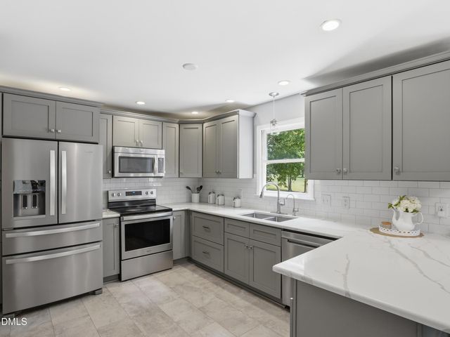 101 Hartland Court, Raleigh, NC 27614