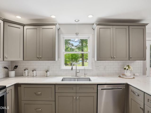 101 Hartland Court, Raleigh, NC 27614