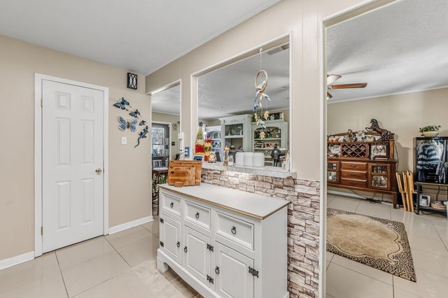 2202 Easley Circle, Huntsville, TX 77320