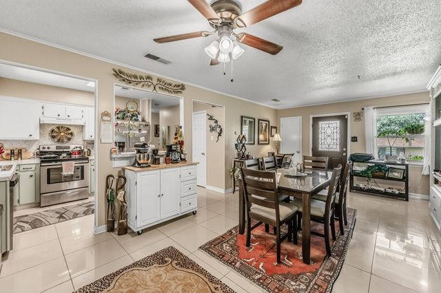 2202 Easley Circle, Huntsville, TX 77320