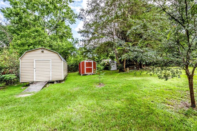 2202 Easley Circle, Huntsville, TX 77320