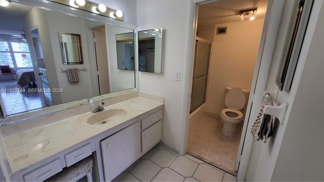 3800 S Ocean Dr 1117, Hollywood, FL 33019