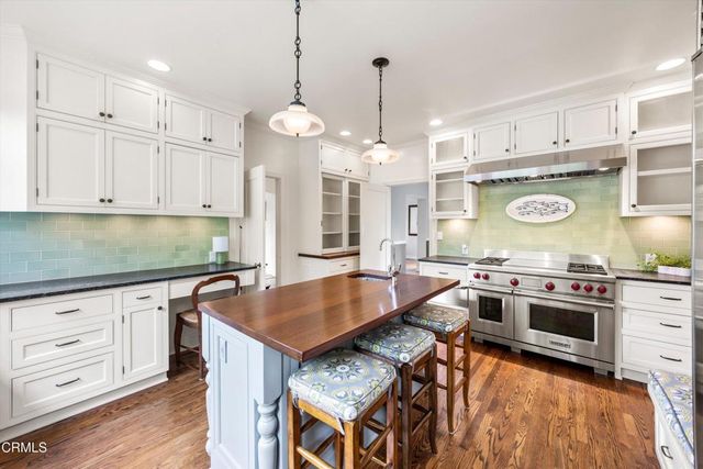 718 Burleigh Drive, Pasadena, CA 91105