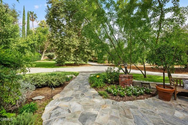 718 Burleigh Drive, Pasadena, CA 91105