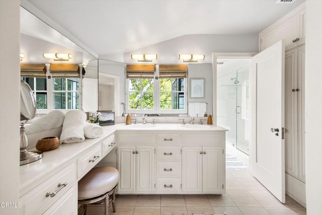 718 Burleigh Drive, Pasadena, CA 91105
