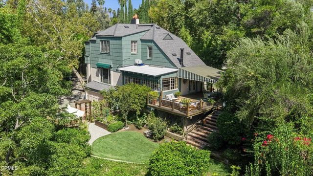 718 Burleigh Drive, Pasadena, CA 91105