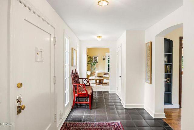 718 Burleigh Drive, Pasadena, CA 91105