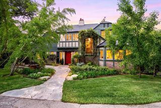 718 Burleigh Drive, Pasadena, CA 91105