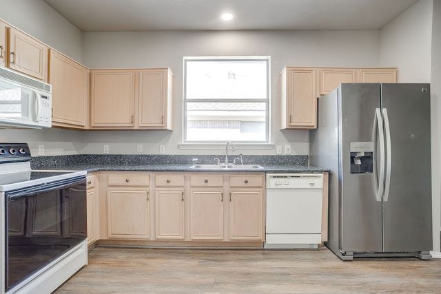 7452 Blackthorn Drive, Fort Worth, TX 76137