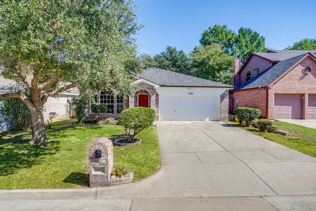 7452 Blackthorn Drive, Fort Worth, TX 76137