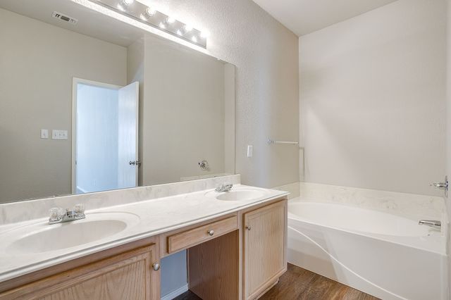 7452 Blackthorn Drive, Fort Worth, TX 76137