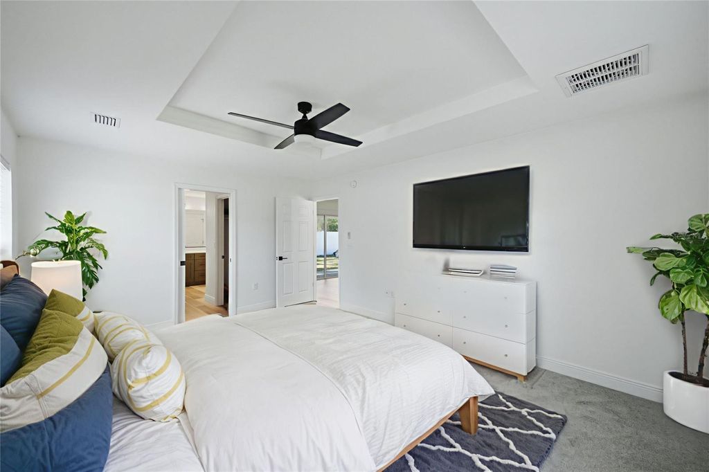 Image 11 of property listing at 6870 SW 109TH LANE, Ocala, FL 34476