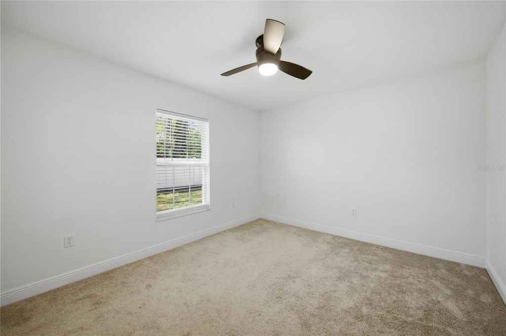 Image 16 of property listing at 6870 SW 109TH LANE, Ocala, FL 34476