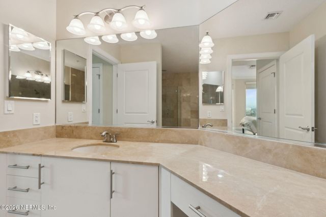 1431 RIVERPLACE Boulevard 1107, Jacksonville, FL 32207