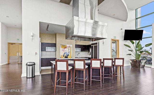 1431 RIVERPLACE Boulevard 1107, Jacksonville, FL 32207