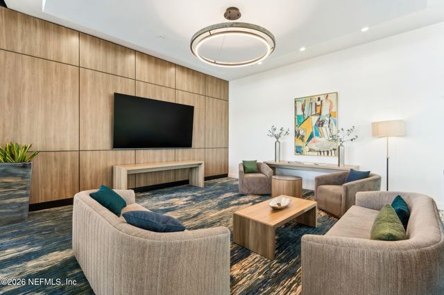 1431 RIVERPLACE Boulevard 1107, Jacksonville, FL 32207