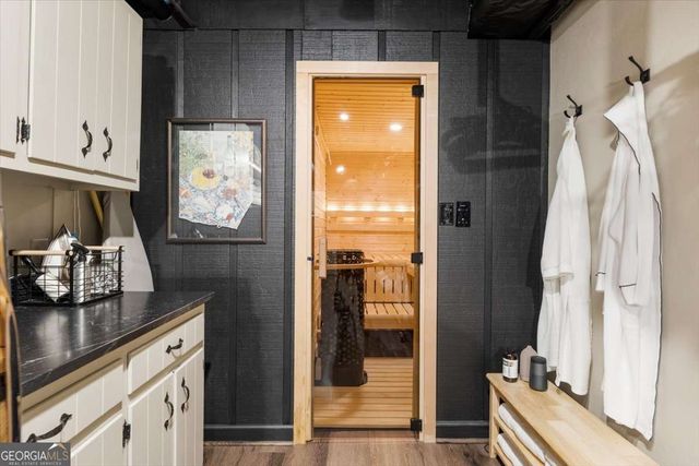 100 Huntcliff Point, Sandy Springs, GA 30350
