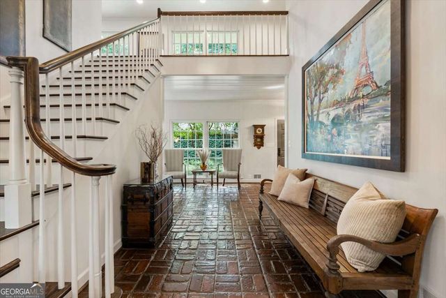 100 Huntcliff Point, Sandy Springs, GA 30350