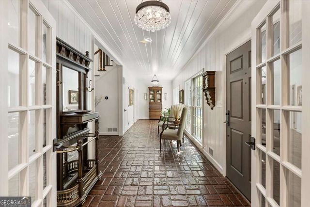 100 Huntcliff Point, Sandy Springs, GA 30350